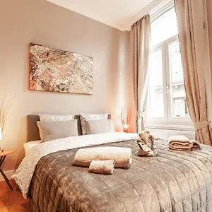 Apartamento Luxury Palace By Rikas, Amberes