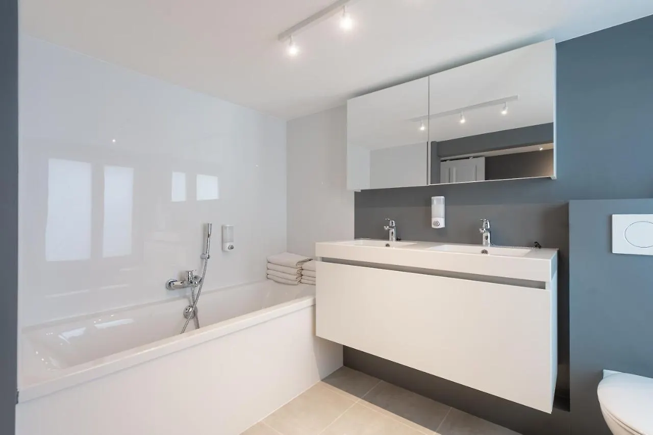 Smartflats - Theatre Antwerp Apartment