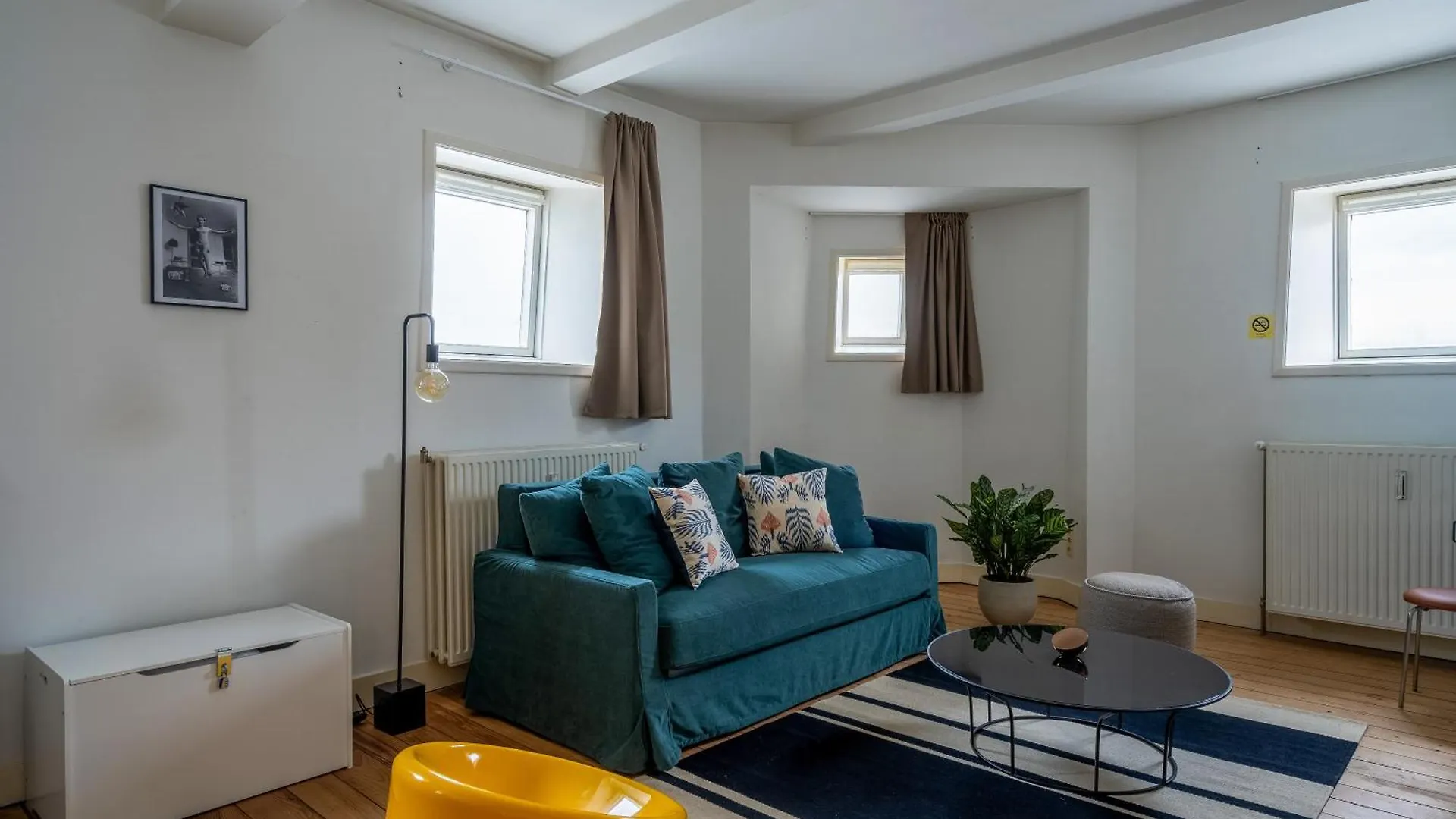 Smartflats - Theatre Antwerp Apartment