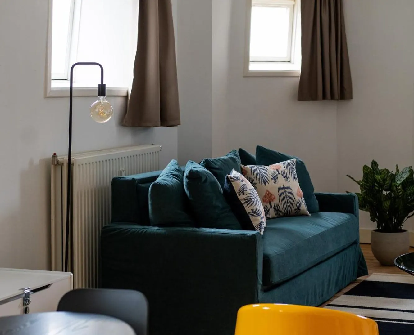 Smartflats - Theatre Antwerp Apartment 0*,